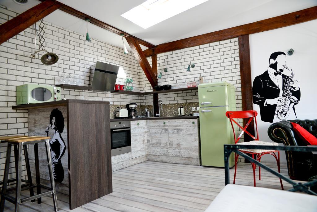 In The Attic Unikatowe Apartmenty By Stayly Štetín Exteriér fotografie