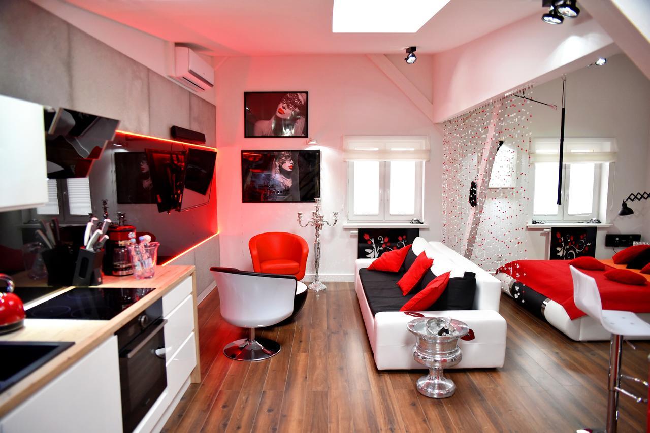 In The Attic Unikatowe Apartmenty By Stayly Štetín Exteriér fotografie